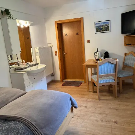 Haus Edelweiss * Obertraun