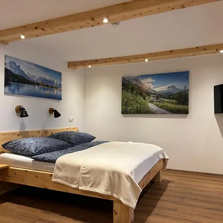 Haus Edelweiss Гостевой дом Обертраун