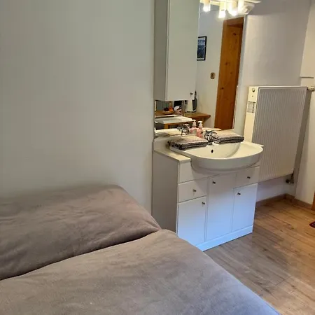 Haus Edelweiss בית הארחה אוברטראון