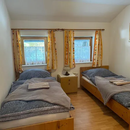 Haus Edelweiss * אוברטראון